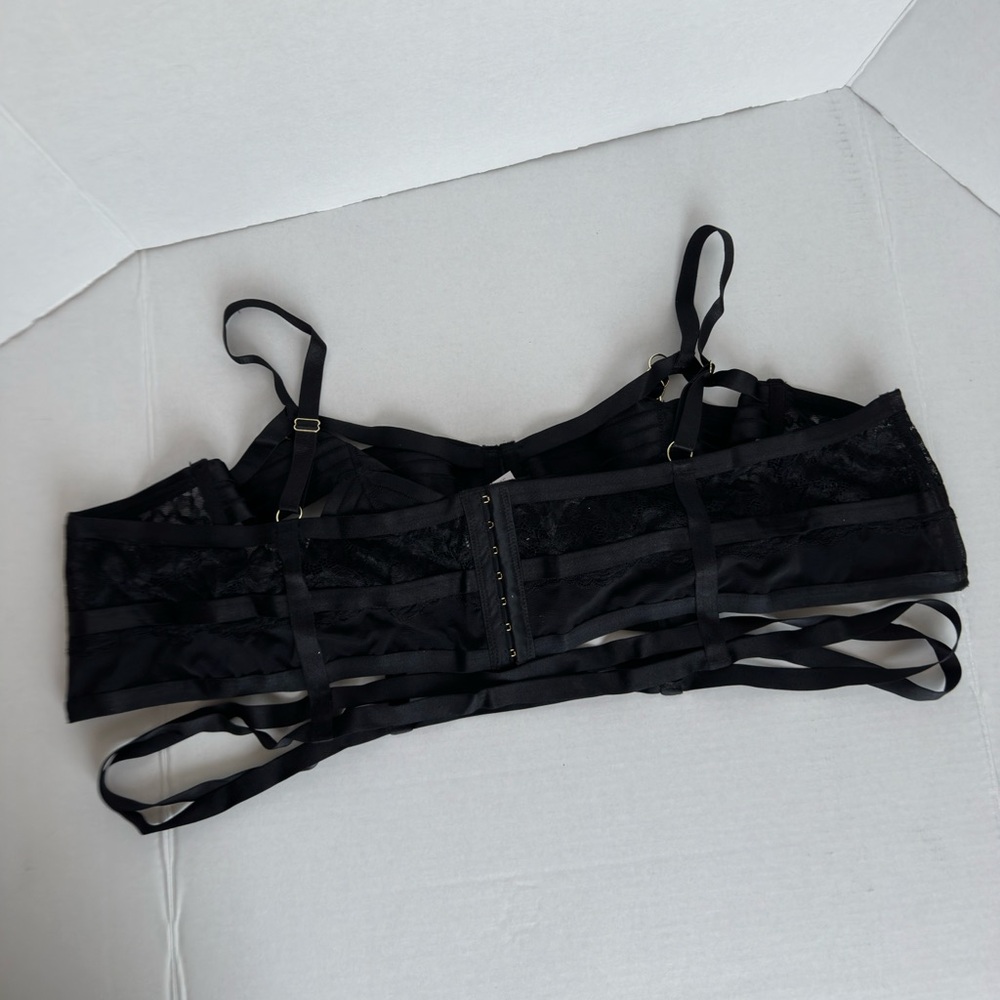 Simply Be Black Lace Cutout Cage Underwire Longline Bralette Sz 6 /6x - Picture 4 of 13